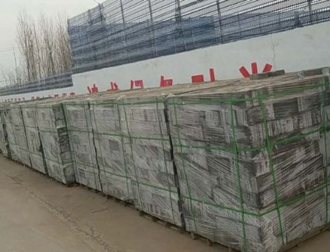 點擊查看詳細信息<br>標題：青磚 閱讀次數(shù)：1572