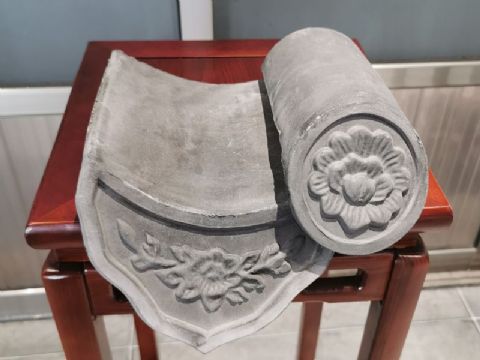點(diǎn)擊查看詳細(xì)信息<br>標(biāo)題：青瓦 閱讀次數(shù)：987