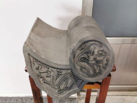 點(diǎn)擊查看詳細(xì)信息<br>標(biāo)題：青瓦 閱讀次數(shù)：996